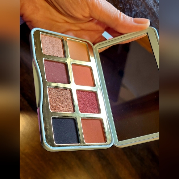 Too Faced lot - Picture 10 of 16